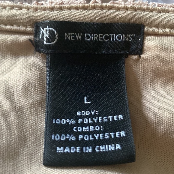 New Directions Tan Lace Blouse Fully Lined Womens Size Large - Picture 6 of 7